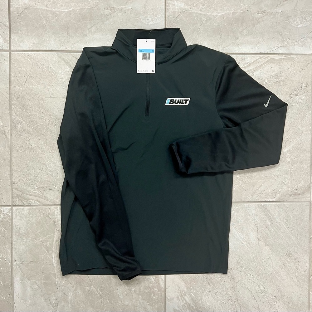 Exclusive Nike Quarter Zip with BUILT logo for Men Size M